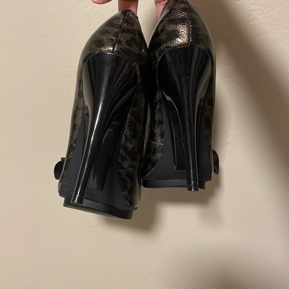 Steve Madden Leopard Print heels - Picture 3 of 5